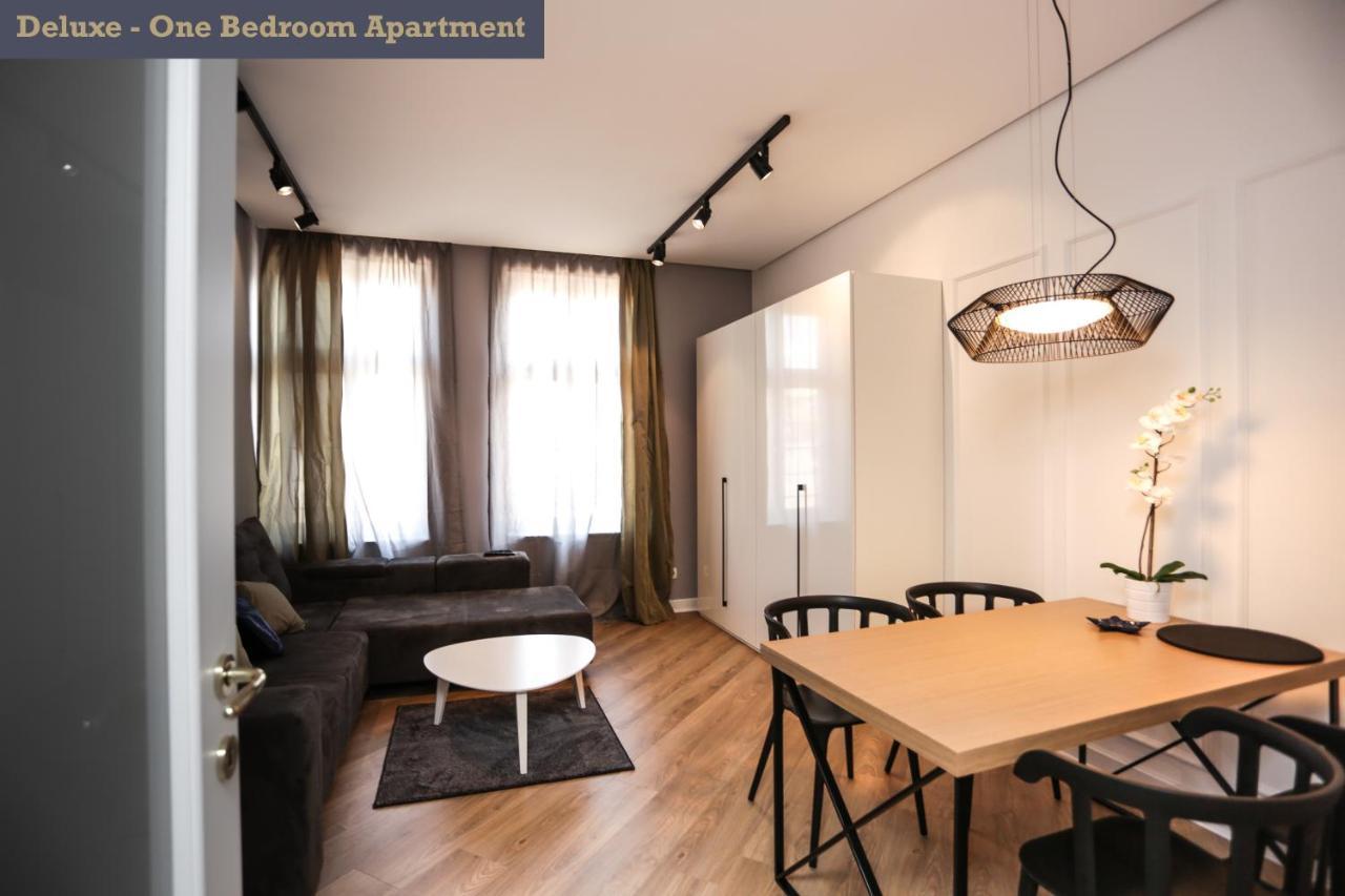 Moment Boutique Apartments Belgrad Exteriör bild