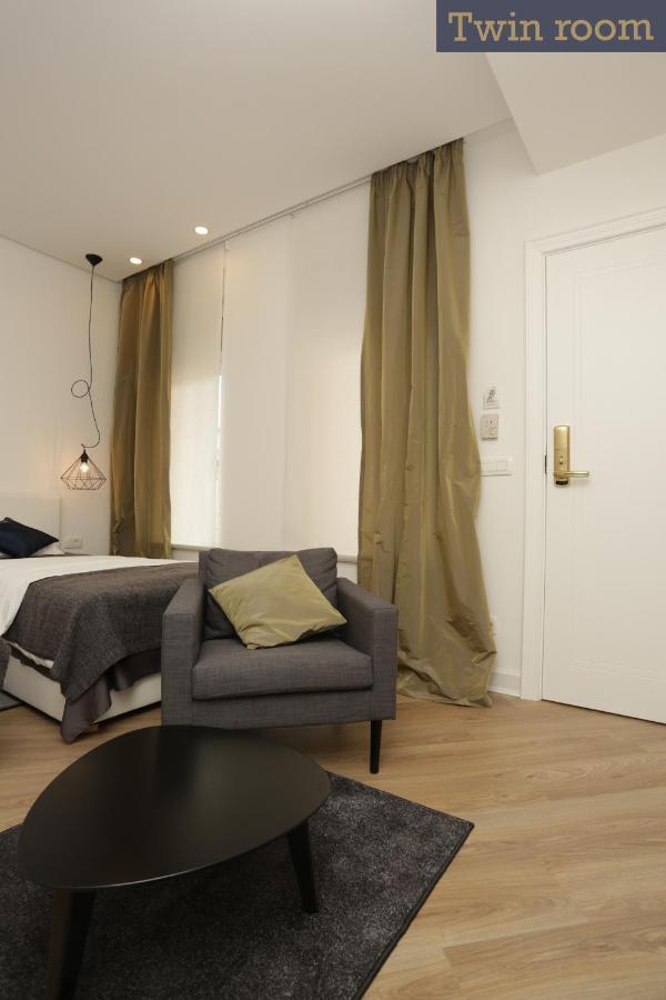 Moment Boutique Apartments Belgrad Exteriör bild